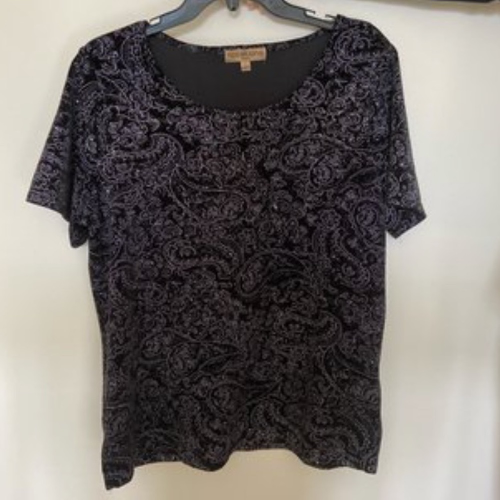 Notations black top w/ silver sparkle design
